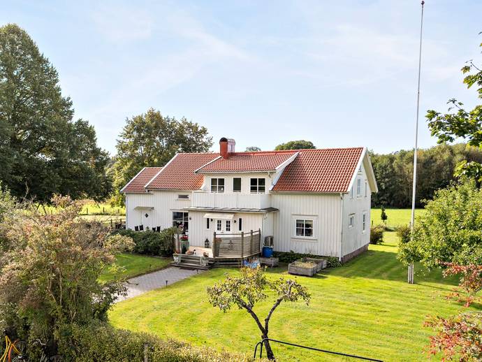 7 rok · 199 m² · Hjultorp Skattegården 2