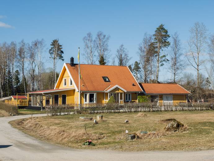 6 rok · 152 m² · Kolmsta 10