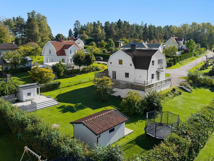 7 rok · 176 m² · Folkungavägen 19