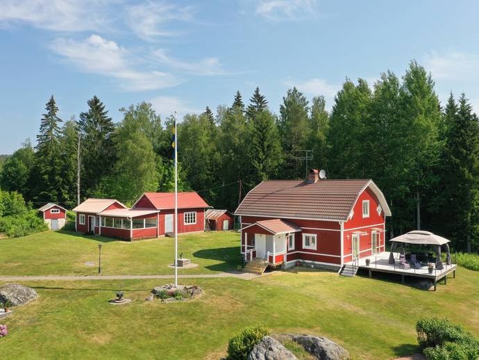 4 rok · 125 m² · Lundgrens väg 16