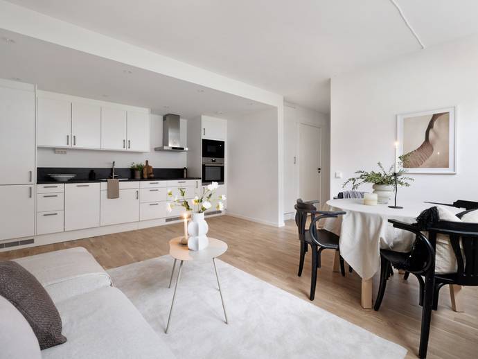 2 rok · 41 m² · Vårbergsvägen 195D