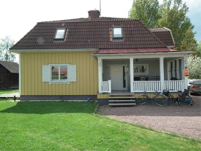 6 rok · 175 m² · Länsmansvägen 7