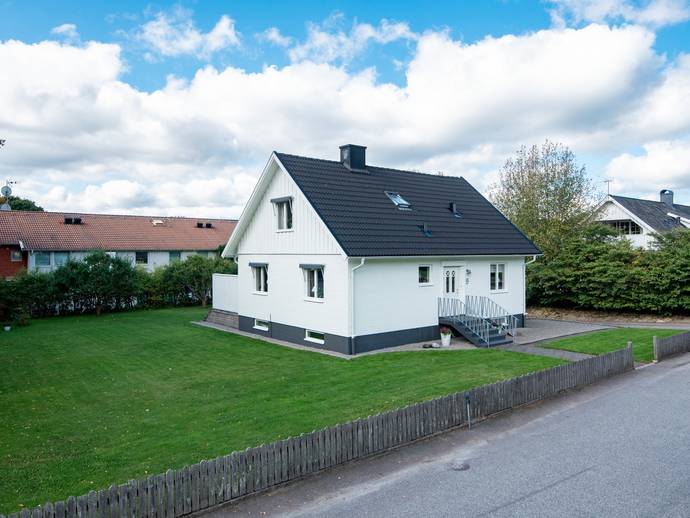 4 rok · 121 m² · Villavägen 9