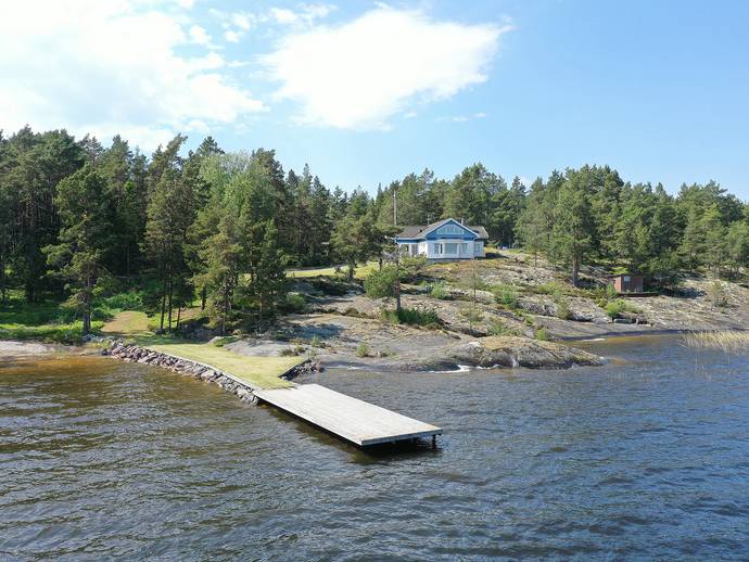 6 rok · 178 m² · Önaholm Sjötomta