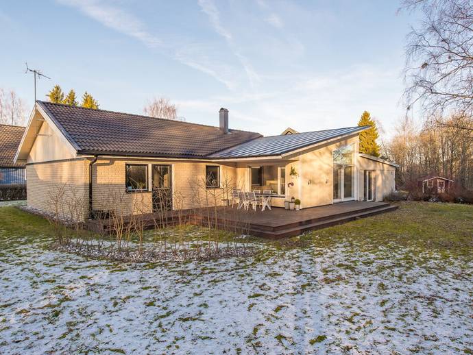 6 rok · 175 m² · Lillåsavägen 9