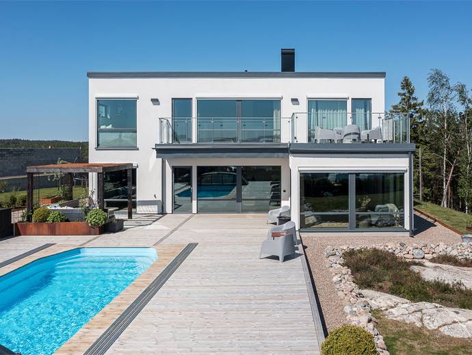 7 rok · 220 m² · Långholmsvägen 21