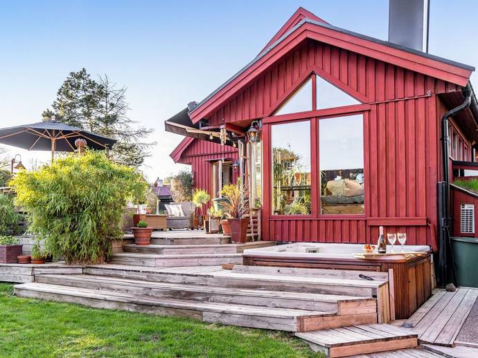 6 rok · 209 m² · Hagbyvägen 4