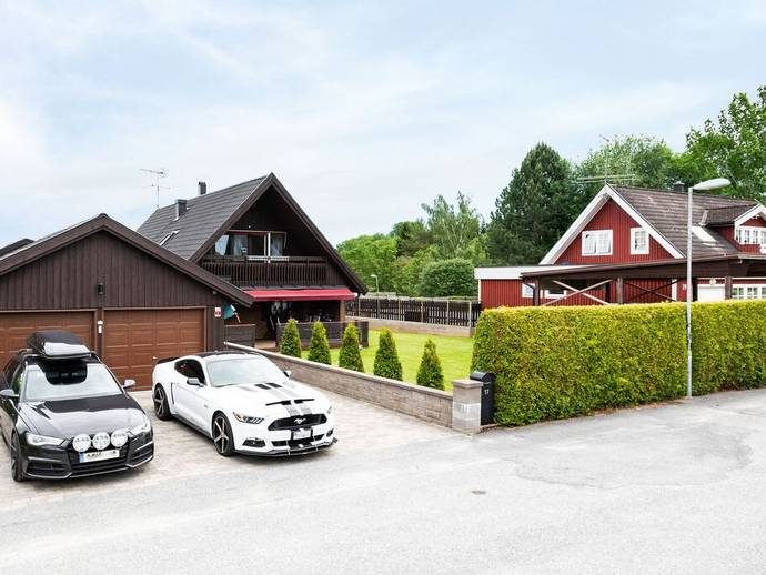 6 rok · 156 m² · Tempelkärrsvägen 17