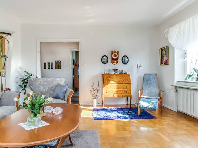3 rok · 71 m² · Gamla Bangatan 42 B