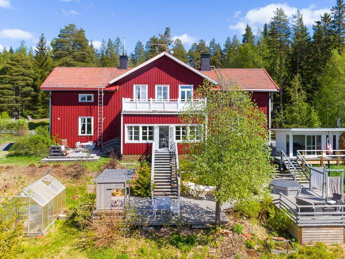 10 rok · 320 m² · Skogsbovägen 30