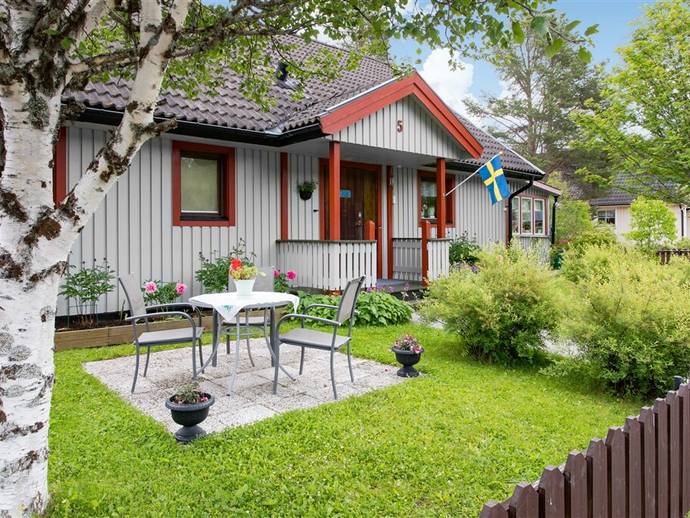 6 rok · 147 m² · Svarvarvägen 5