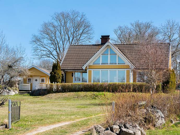 5 rok · 102 m² · Spjälköviksvägen 9
