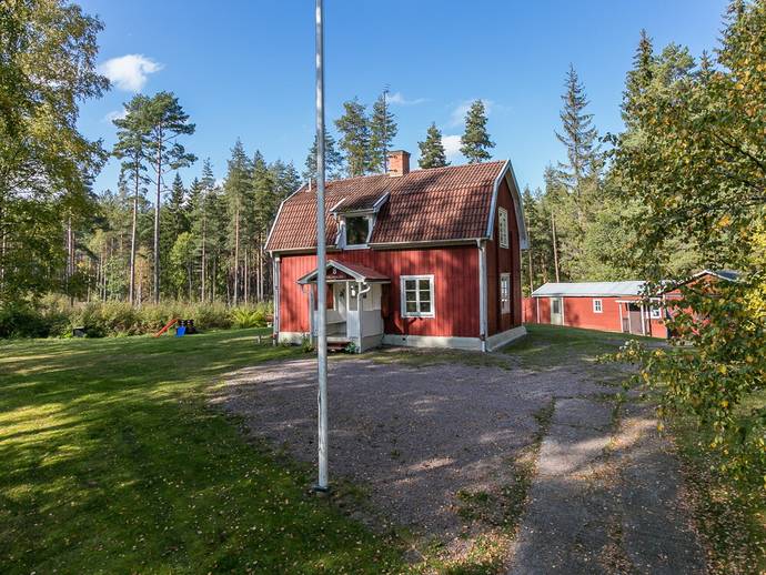 3 rok · 76 m² · Rumskullavägen 8