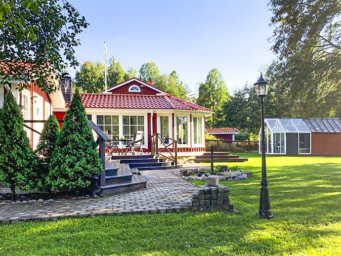 2 rok · 83 m² · Hertsjö 6804