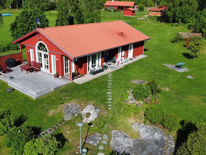 4 rok · 129 m² · Öna Björkås 1
