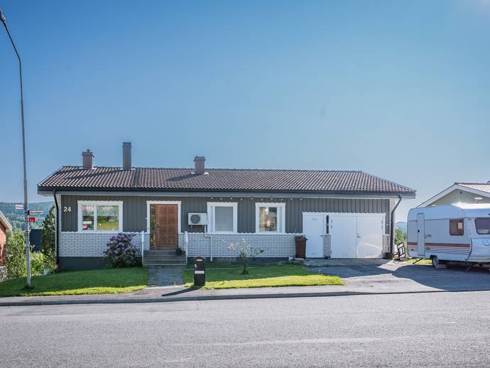 6 rok · 144 m² · Duvstigen 24