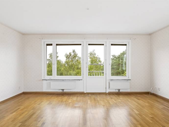 2 rok · 64 m² · Valthornsvägen 6