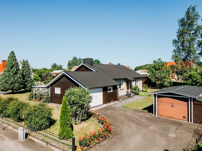 5 rok · 132 m² · Stombergs väg 8