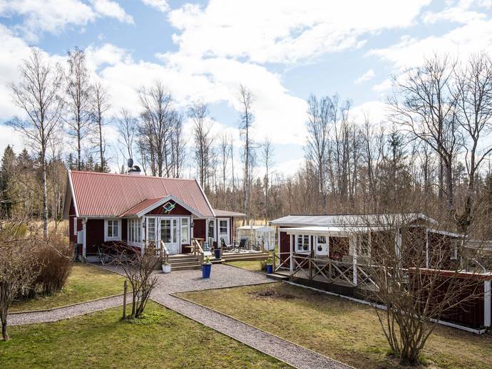 3 rok · 90 m² · Kättefallet 5