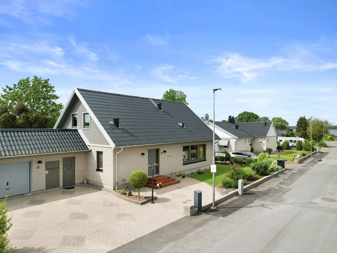 5 rok · 155 m² · Idéns väg 6