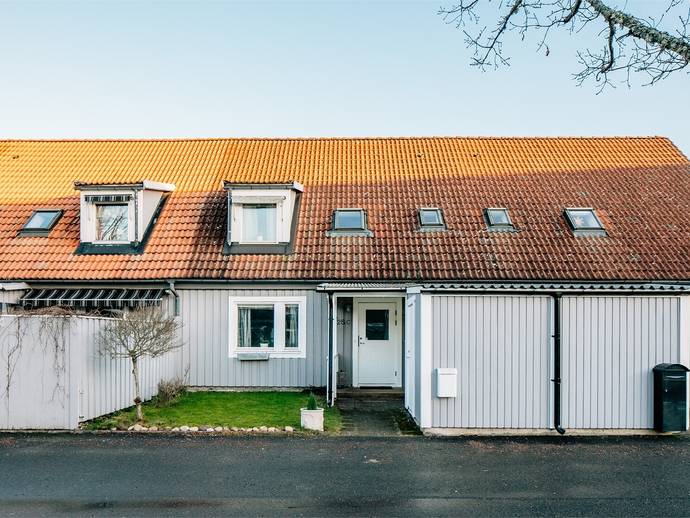 6 rok · 121 m² · Dunshultsvägen 25C