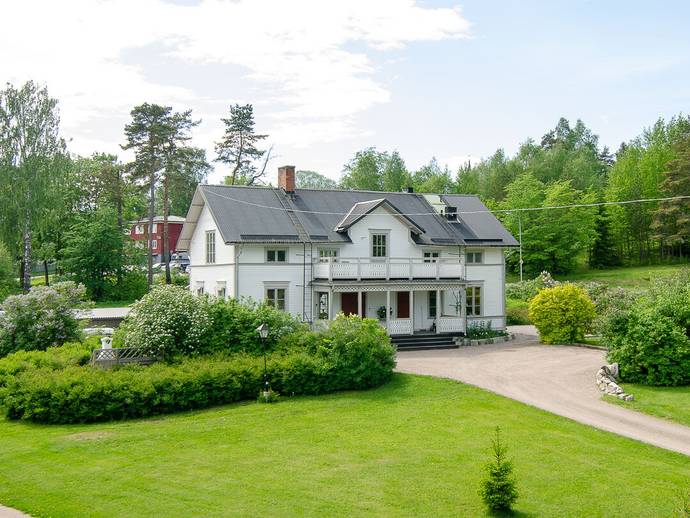 7 rok · 217 m² · Hantverkargatan 3