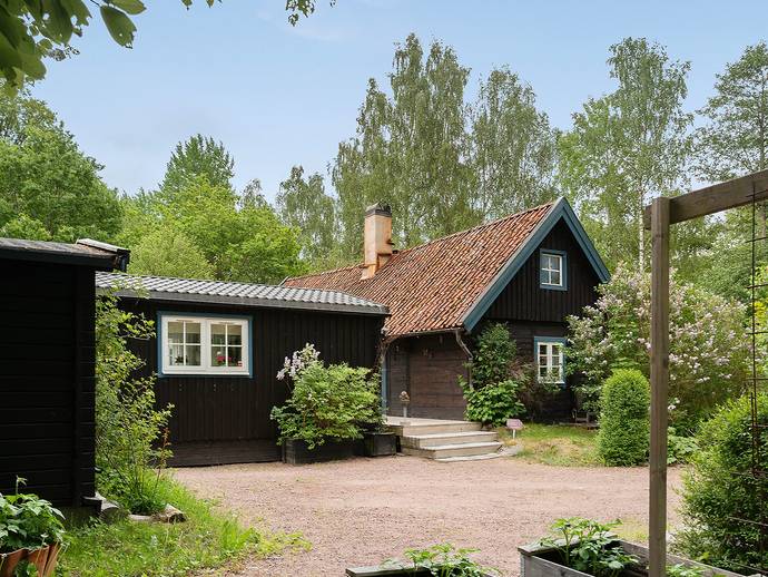 8 rok · 118 m² · Södra Brunstorpsvägen 2