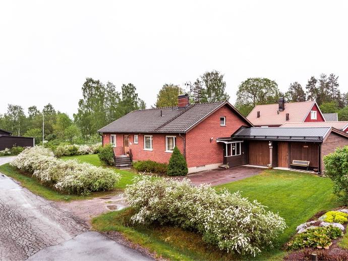 6 rok · 96 m² · Hagvägen 1