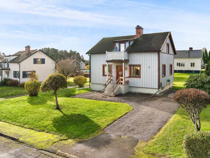 5 rok · 100 m² · Hallonstigen 7