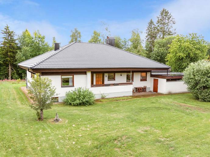 6 rok · 145 m² · Samhällsvägen 9