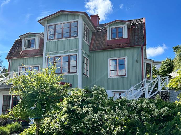144 m² · Tallvägen 8