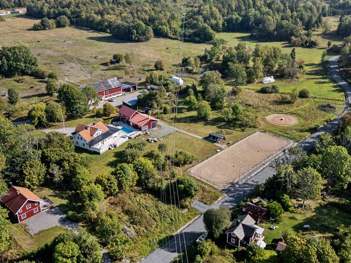 9 rok · 283 m² · Rådmansövägen 32