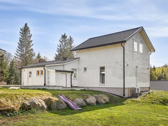 6 rok · 117 m² · Dammetvägen 27B