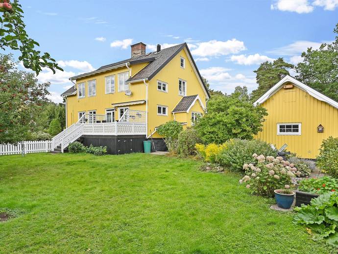4 rok · 115 m² · Villagatan 4B
