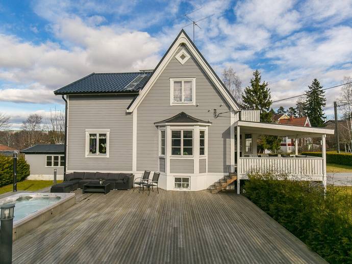6 rok · 130 m² · Jägarstigen 7A