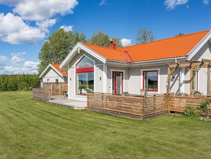 3 rok · 108 m² · Hammarstugan 3