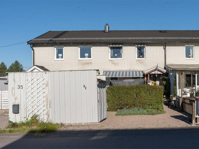 4 rok · 105 m² · Rosenstigen 37