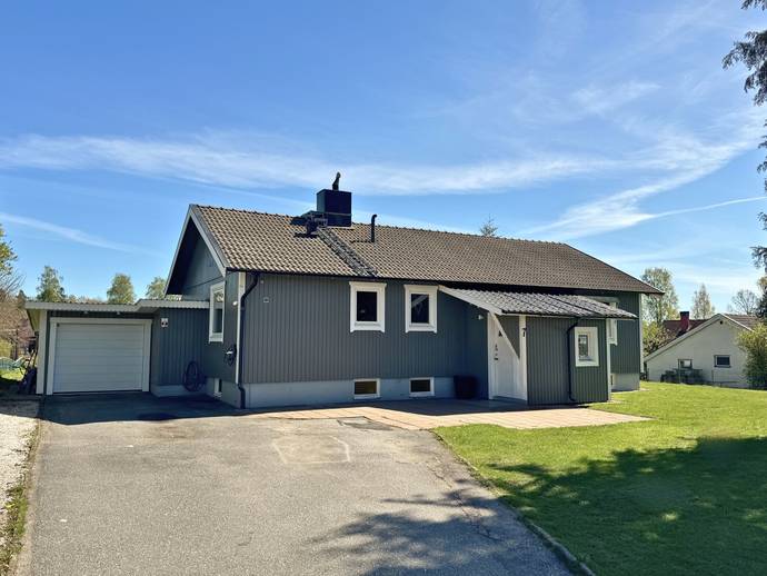 6 rok · 93 m² · Villavägen 7