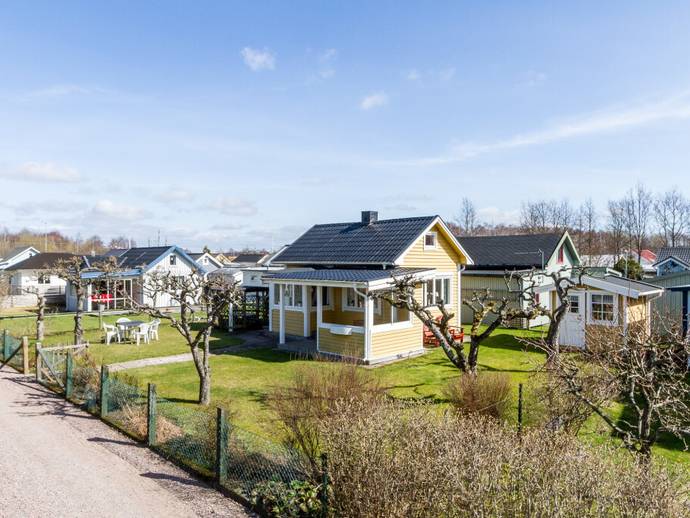 2 rok · 27 m² · Fritidsföreningen Måsen, Stuga Nr 145