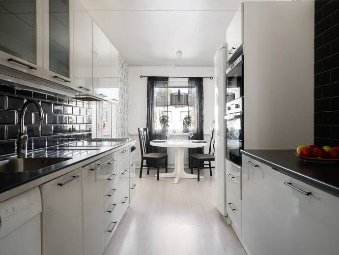 3 rok · 78 m² · Huggarvägen 45