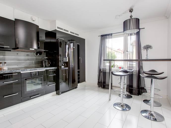 3 rok · 83,5 m² · Varvsgatan 10 B