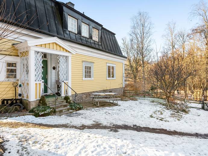 9 rok · 200 m² · Bona 309 - Solbacken