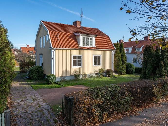 6 rok · 140 m² · Norra vägen 70