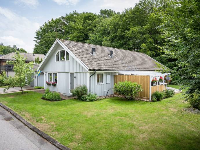 7 rok · 198 m² · Skogsvägen 36