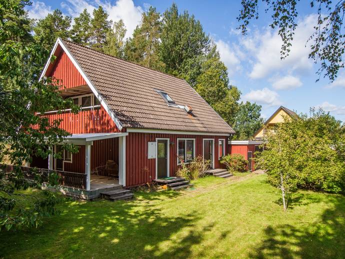 6 rok · 148 m² · Morgonstigen 34