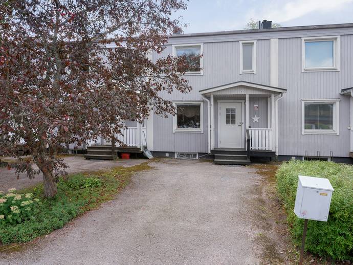 3 rok · 96 m² · Vallgångsvägen 4J