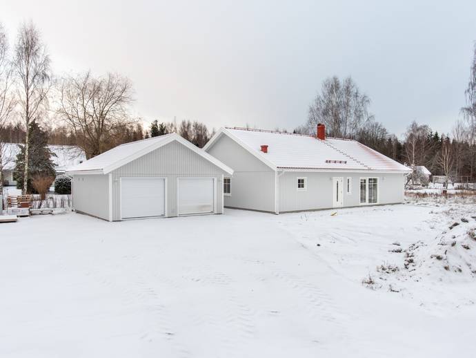 5 rok · 140 m² · Älvan 617