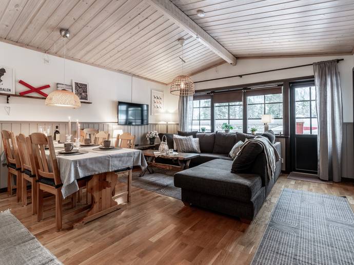 3 rok · 50 m² · Röda Byn 22:1