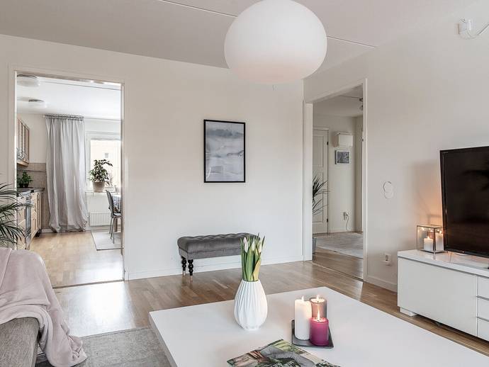 4 rok · 106,5 m² · Serenadvägen 32