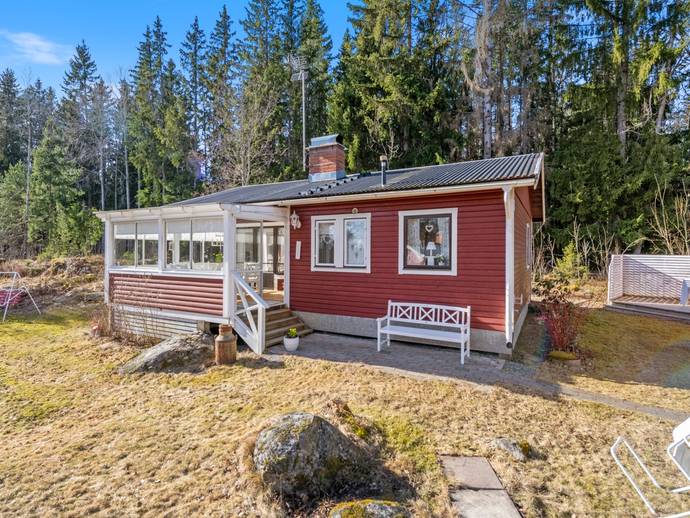 3 rok · 48 m² · Skogsvägen 3